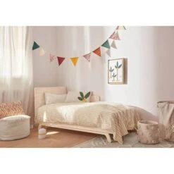 Hocker Verence -Thuis - kinderkamer 1000278149 210715 16292200468 MOOD DETAILS P000000001000278149 mood